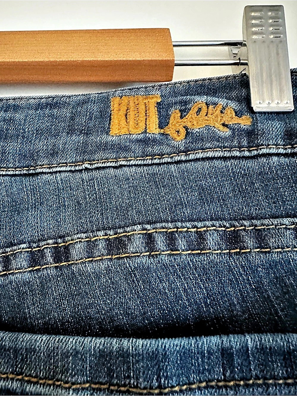 Kut from the Kloth Mid-Rise Slim Straight Leg Jeans Straight Leg Jeans - Picture 8 of 8